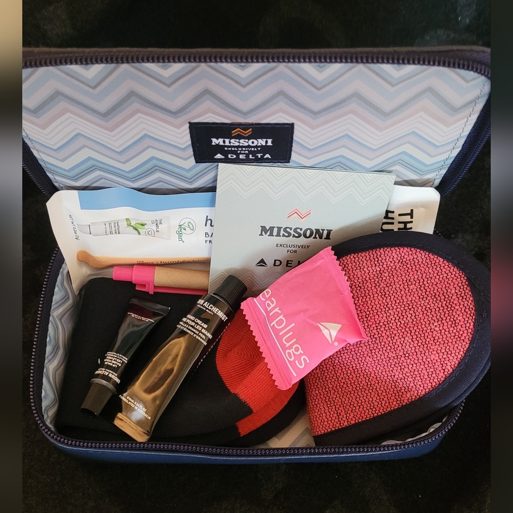 Missoni Delta Travel Kit